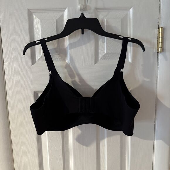 Vanity Fair Black No Underwire Bra Size 42C 72345 Smooth Shape Lined Cups - Picture 4 of 6